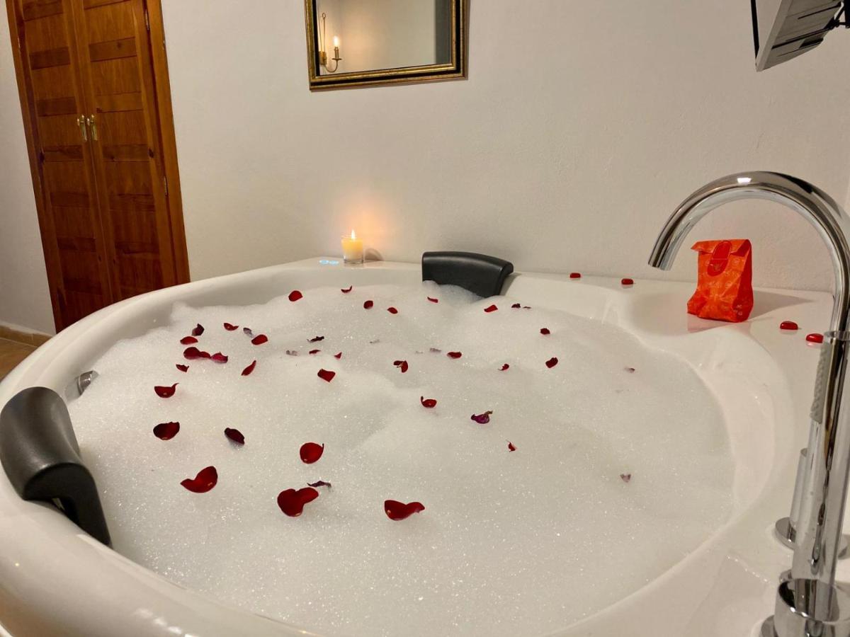 Hotel Monasterio De Tejeda Garaballa 外观 照片