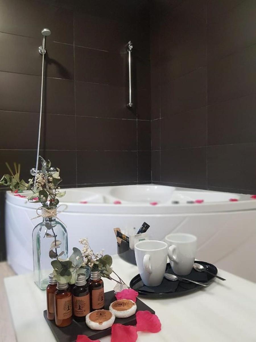 Hotel Monasterio De Tejeda Garaballa 外观 照片
