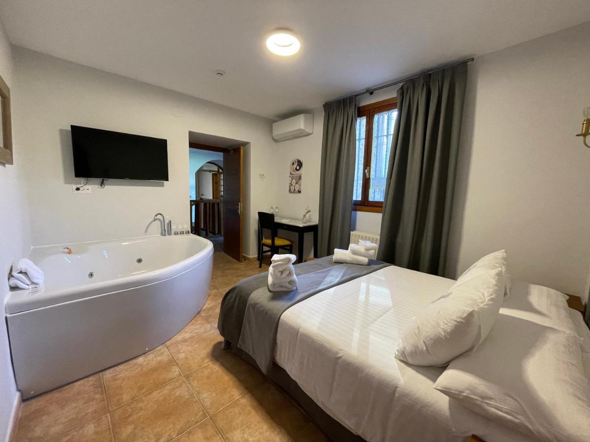 Hotel Monasterio De Tejeda Garaballa 外观 照片